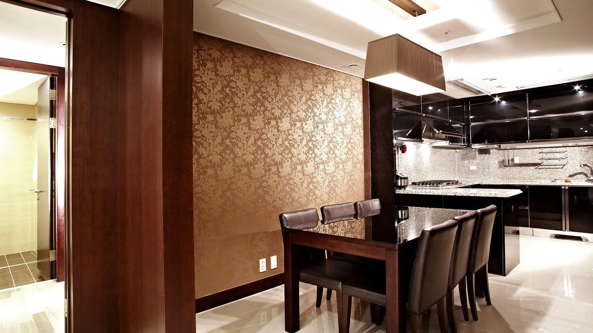 Pale De Cz Hotel Busan