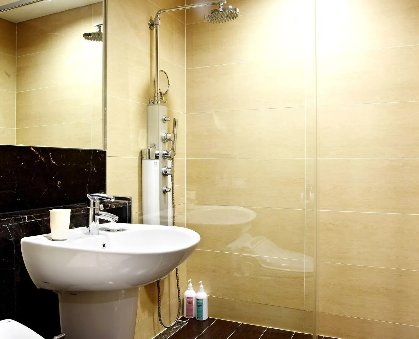 Pale De Cz Hotel Busan
