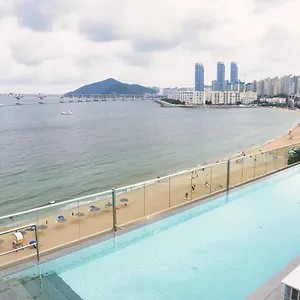 Aqua Palace Hotel