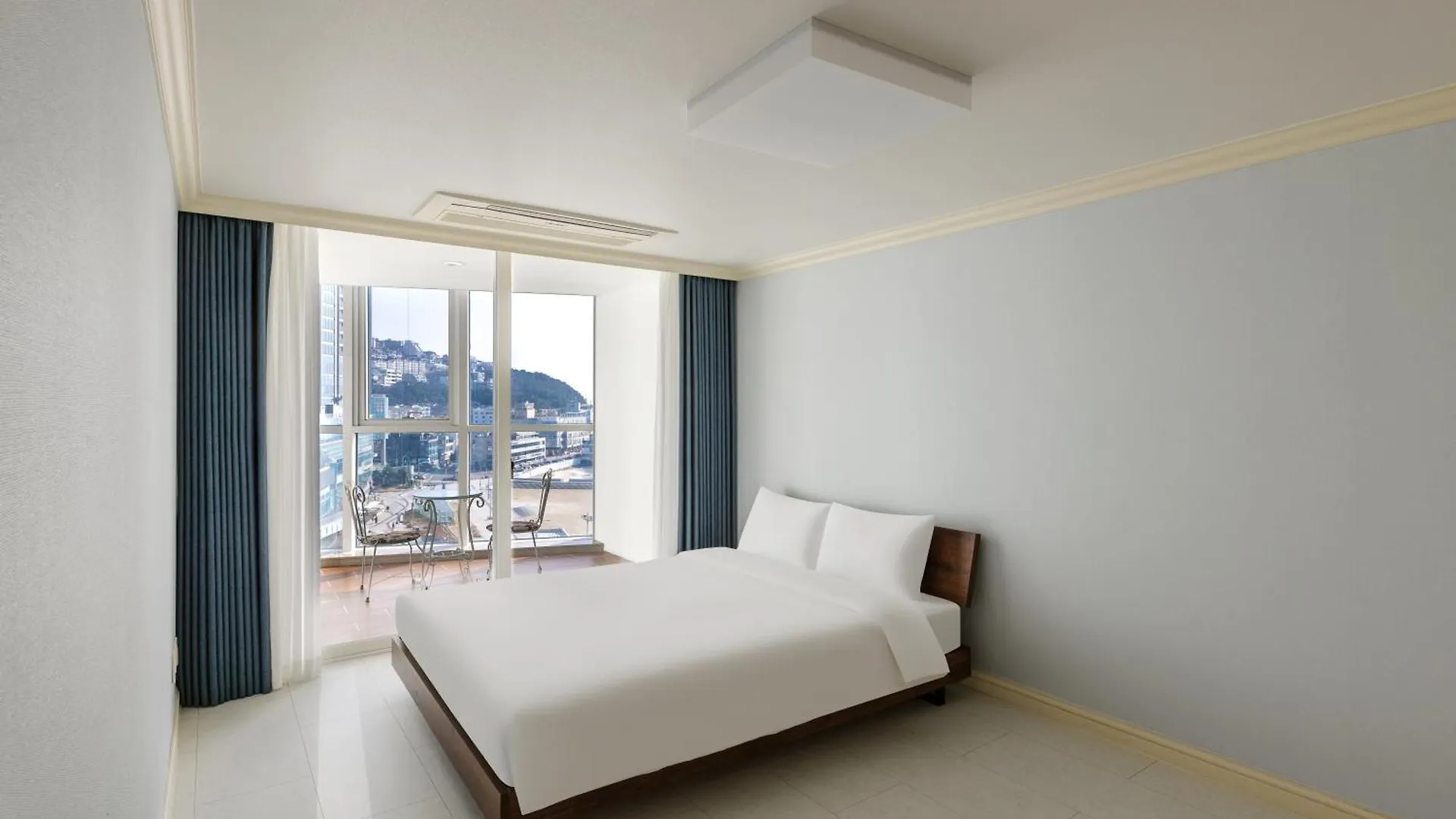 Pale De Cz Condo Busan Resort
